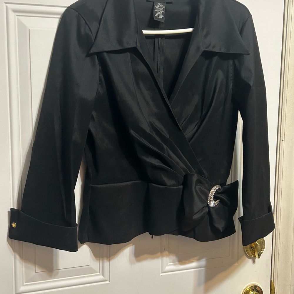 Cachet Black Blouse with Crystal Accent - Picture 4 of 8